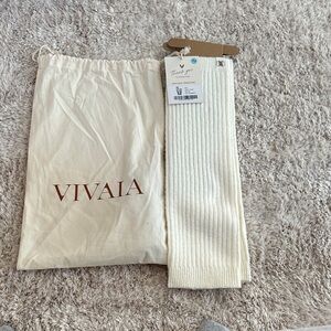 Vivaia Women's Classic Cream Hosiery